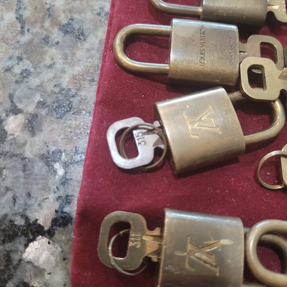Louis Vuitton Authentic Solid Brass Lock & Key - image 4